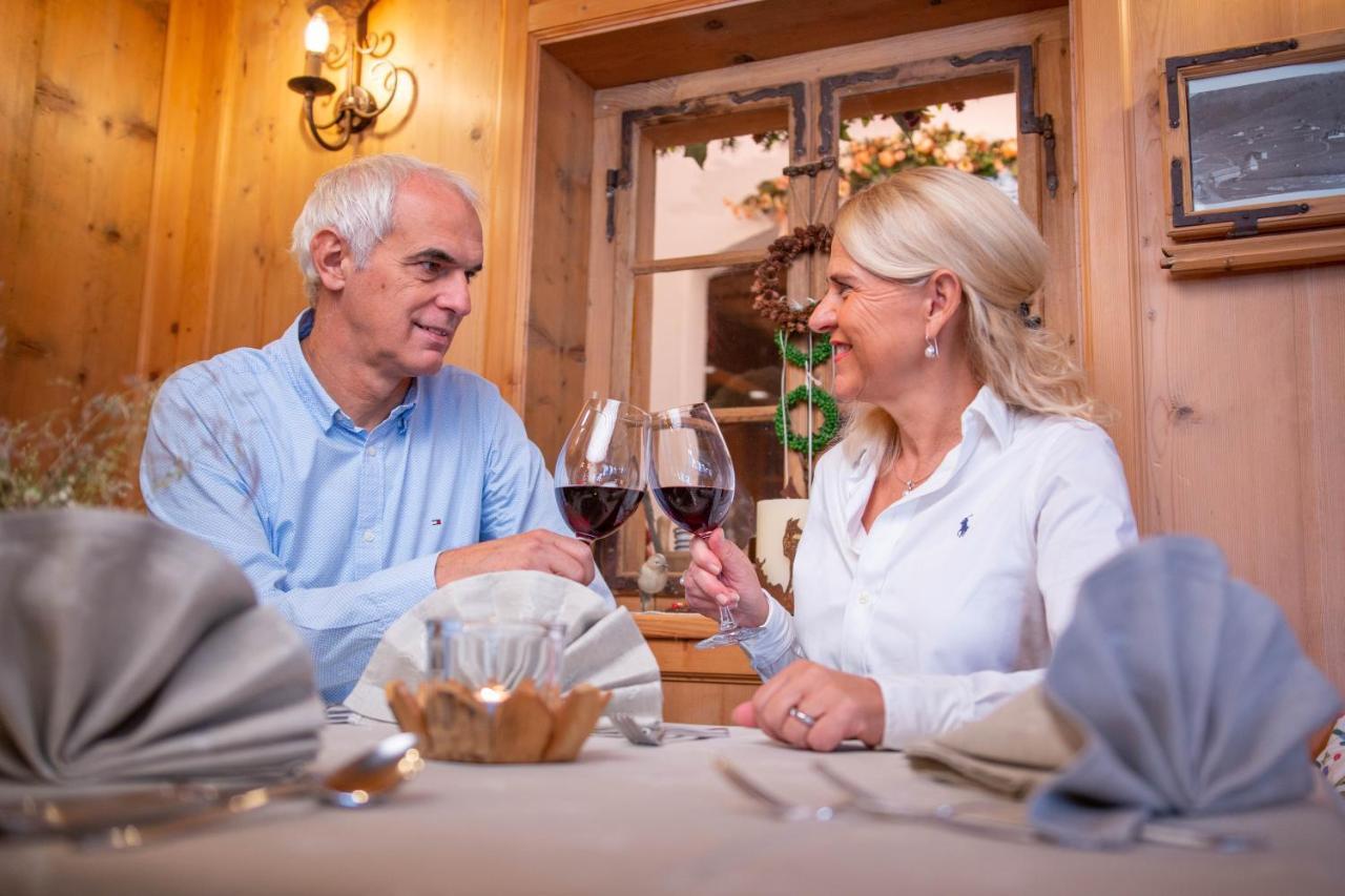Hotel Pension Alpenrose Lech am Arlberg Kültér fotó